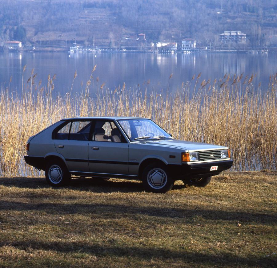  Hyundai Pony Hatchback 1982 года  (фото 1 из 9)